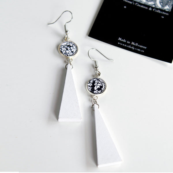 Earing-Prints parts & wood